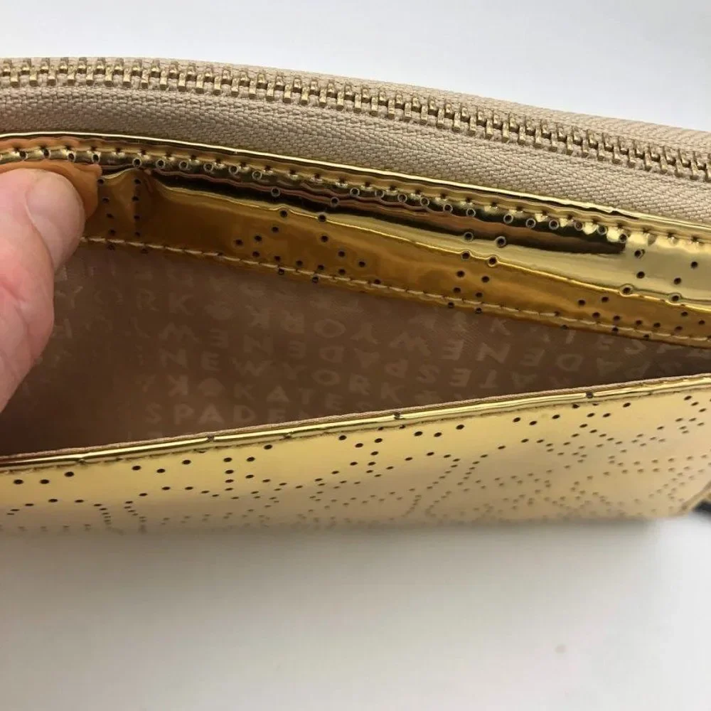 Kate‎ Spade Womens Wallet Zip Around Shiny Metallic Gold Heart Print Accessory